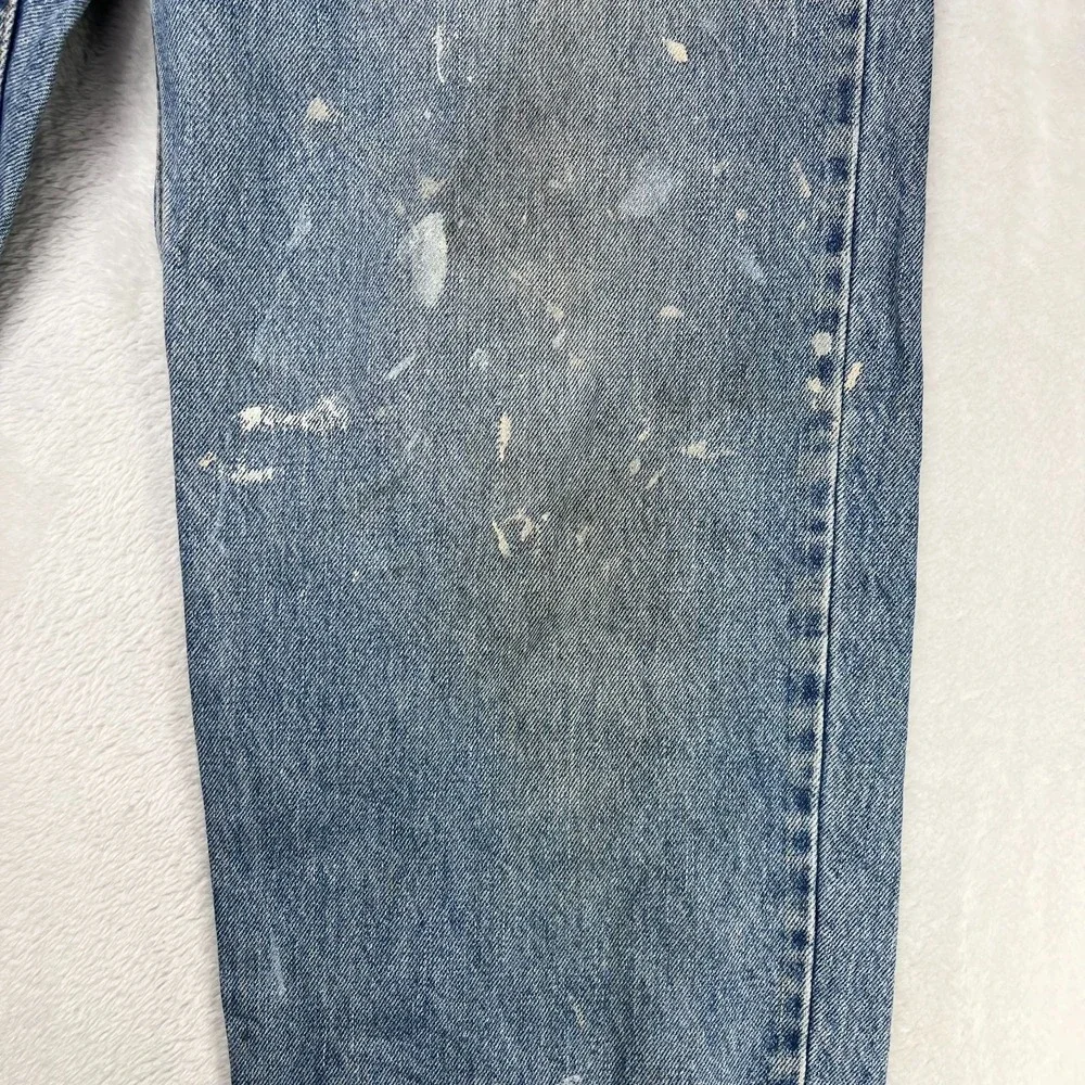 Vintage Levi's 550 Relaxed Fit Jeans Men's Blue Denim Straight Zip Fly - 34X33‎